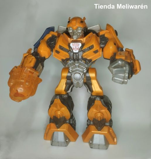 Figura de Bumblebee Transformers 27 cm.